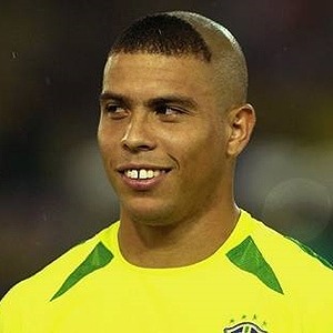 m_ronaldo-Nbrazil.jpg